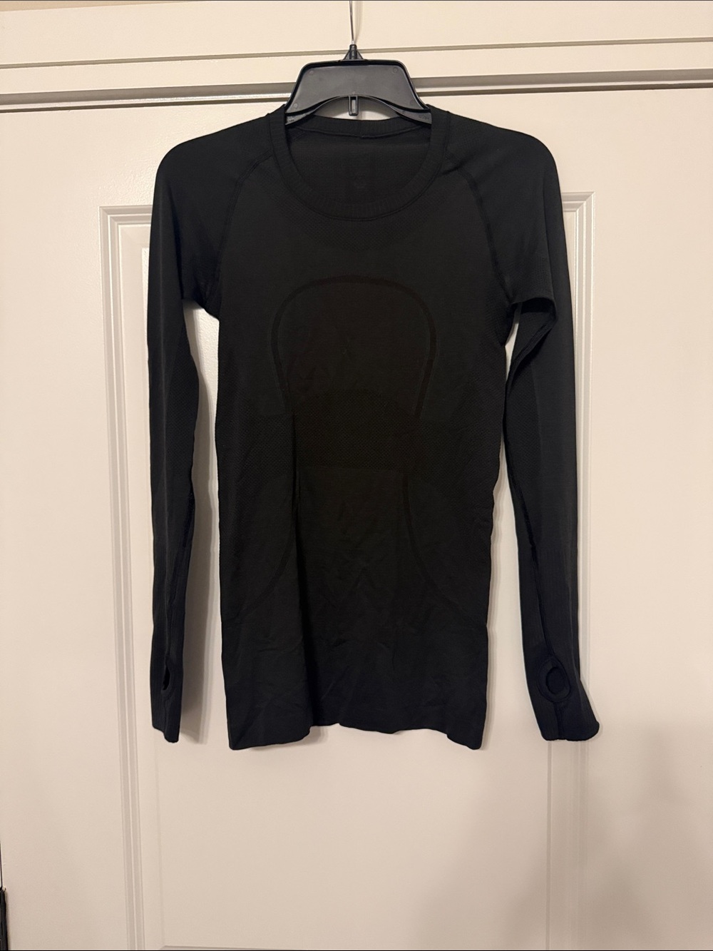 lululemon athletica Black Long-Sleeve Seamless Performance Top